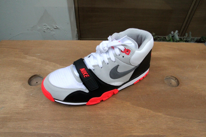nike air trainer 1 infrared mw shift2